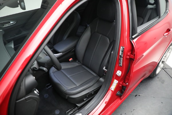 New 2023 Alfa Romeo Giulia Ti for sale $53,910 at Pagani of Greenwich in Greenwich CT 06830 15