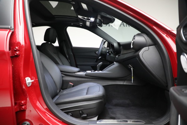 New 2023 Alfa Romeo Giulia Ti for sale $53,910 at Pagani of Greenwich in Greenwich CT 06830 16