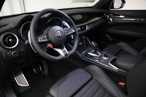 New 2023 Alfa Romeo Stelvio Quadrifoglio for sale $91,670 at Pagani of Greenwich in Greenwich CT 06830 13
