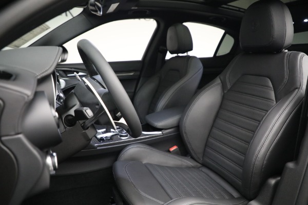 New 2023 Alfa Romeo Stelvio Quadrifoglio for sale $91,670 at Pagani of Greenwich in Greenwich CT 06830 15
