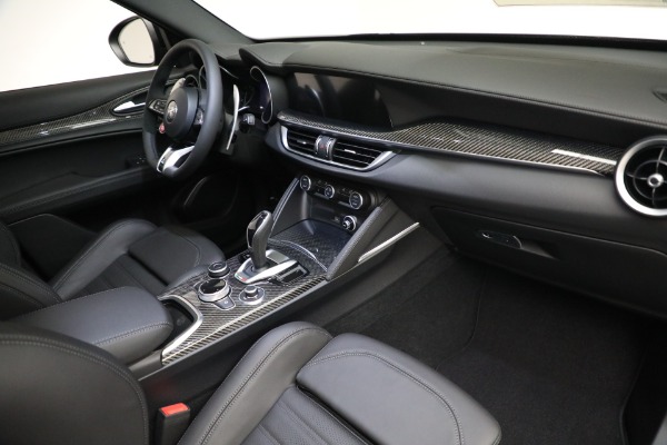 New 2023 Alfa Romeo Stelvio Quadrifoglio for sale $91,670 at Pagani of Greenwich in Greenwich CT 06830 19