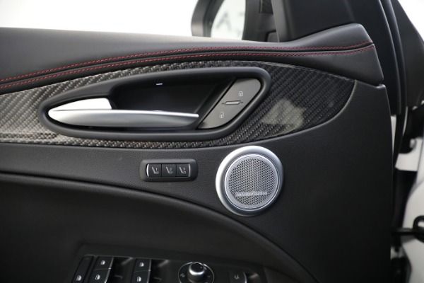 New 2023 Alfa Romeo Stelvio Estrema for sale Call for price at Pagani of Greenwich in Greenwich CT 06830 26