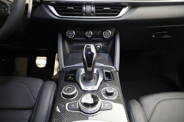 New 2023 Alfa Romeo Stelvio Estrema for sale Call for price at Pagani of Greenwich in Greenwich CT 06830 28