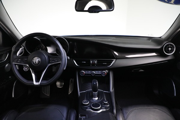Used 2019 Alfa Romeo Giulia Ti Sport Carbon for sale $34,900 at Pagani of Greenwich in Greenwich CT 06830 13