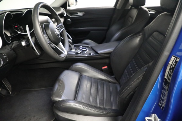 Used 2019 Alfa Romeo Giulia Ti Sport Carbon for sale $34,900 at Pagani of Greenwich in Greenwich CT 06830 15