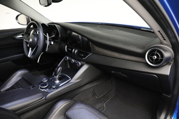 Used 2019 Alfa Romeo Giulia Ti Sport Carbon for sale $34,900 at Pagani of Greenwich in Greenwich CT 06830 17