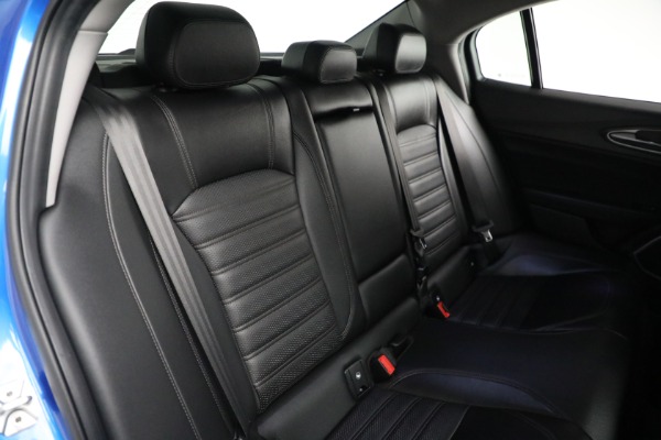 Used 2019 Alfa Romeo Giulia Ti Sport Carbon for sale $34,900 at Pagani of Greenwich in Greenwich CT 06830 22