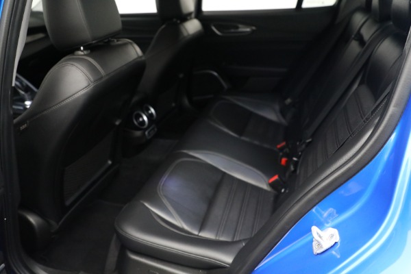 Used 2019 Alfa Romeo Giulia Ti Sport Carbon for sale $34,900 at Pagani of Greenwich in Greenwich CT 06830 24