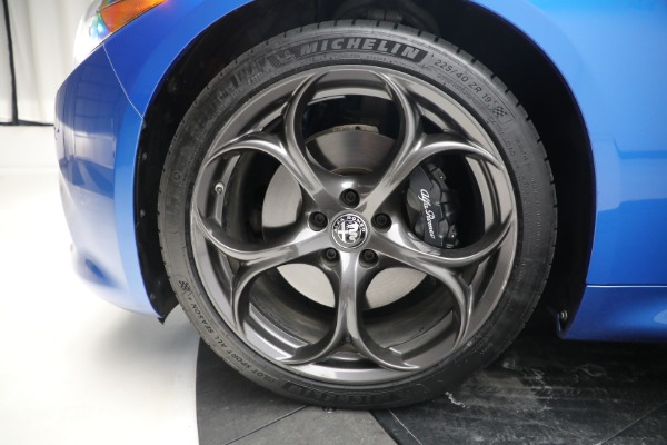 Used 2019 Alfa Romeo Giulia Ti Sport Carbon for sale $34,900 at Pagani of Greenwich in Greenwich CT 06830 28