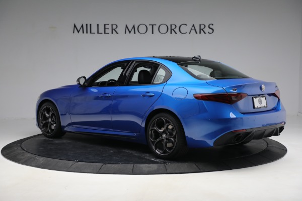 Used 2019 Alfa Romeo Giulia Ti Sport Carbon for sale $34,900 at Pagani of Greenwich in Greenwich CT 06830 4