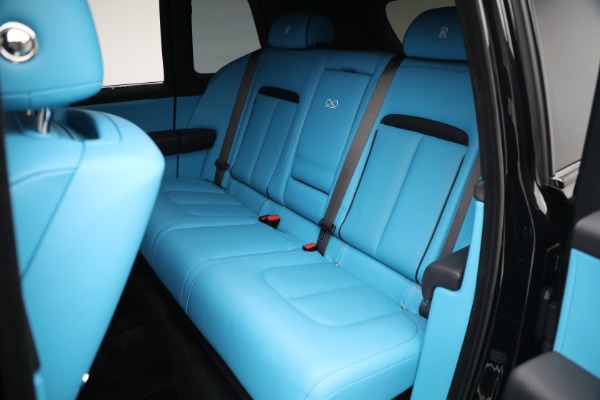 Used 2022 Rolls-Royce Black Badge Cullinan for sale $395,900 at Pagani of Greenwich in Greenwich CT 06830 17