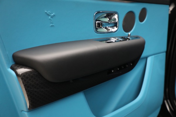 Used 2022 Rolls-Royce Black Badge Cullinan for sale $395,900 at Pagani of Greenwich in Greenwich CT 06830 18