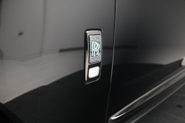 Used 2022 Rolls-Royce Black Badge Cullinan for sale $395,900 at Pagani of Greenwich in Greenwich CT 06830 27