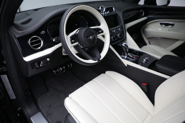 New 2023 Bentley Bentayga EWB Azure V8 for sale $297,600 at Pagani of Greenwich in Greenwich CT 06830 17