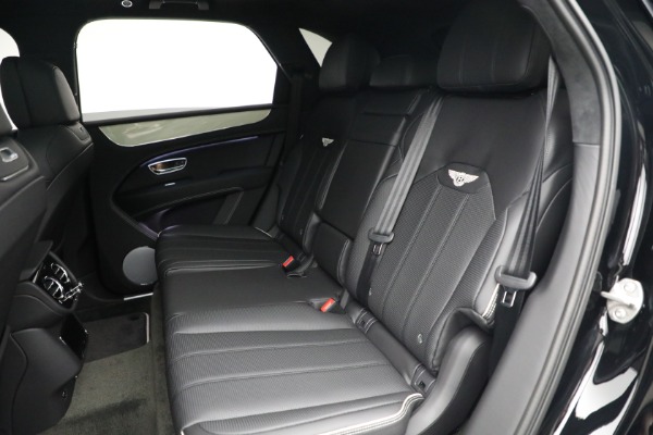 New 2023 Bentley Bentayga V8 for sale $238,470 at Pagani of Greenwich in Greenwich CT 06830 24