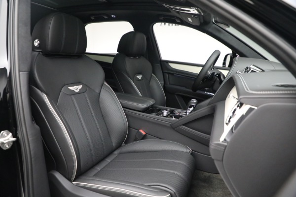 New 2023 Bentley Bentayga V8 for sale $238,470 at Pagani of Greenwich in Greenwich CT 06830 28