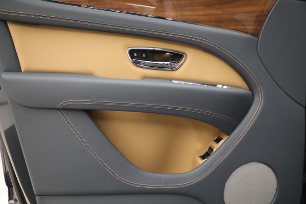 New 2023 Bentley Bentayga V8 for sale $230,170 at Pagani of Greenwich in Greenwich CT 06830 16