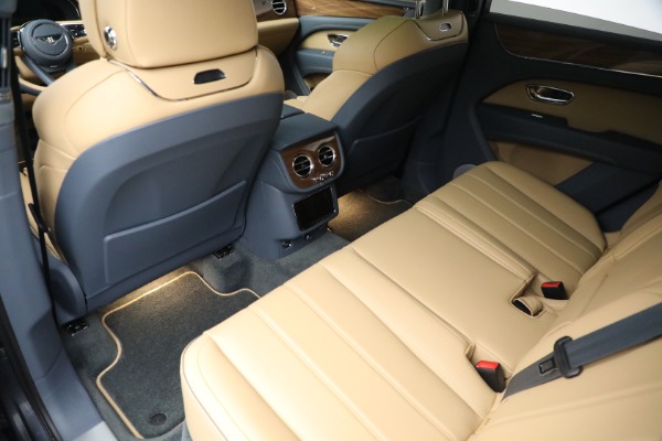 New 2023 Bentley Bentayga V8 for sale $230,170 at Pagani of Greenwich in Greenwich CT 06830 21