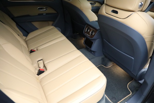 New 2023 Bentley Bentayga V8 for sale $230,170 at Pagani of Greenwich in Greenwich CT 06830 28