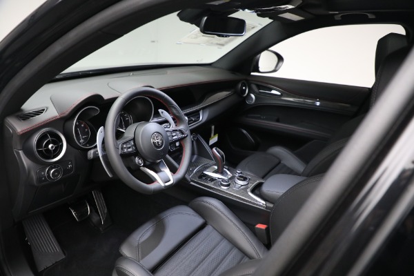 New 2023 Alfa Romeo Stelvio Estrema for sale $63,175 at Pagani of Greenwich in Greenwich CT 06830 13