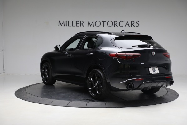 New 2023 Alfa Romeo Stelvio Estrema for sale $63,175 at Pagani of Greenwich in Greenwich CT 06830 5