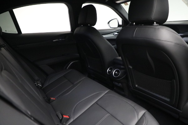 New 2023 Alfa Romeo Stelvio Sprint for sale $51,665 at Pagani of Greenwich in Greenwich CT 06830 19