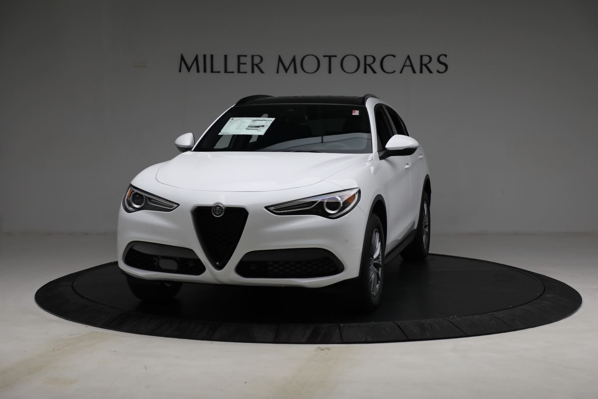New 2023 Alfa Romeo Stelvio Sprint for sale $51,665 at Pagani of Greenwich in Greenwich CT 06830 1
