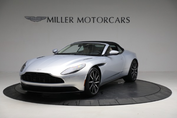 Used 2019 Aston Martin DB11 Volante for sale $145,900 at Pagani of Greenwich in Greenwich CT 06830 13
