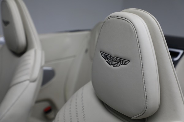 Used 2019 Aston Martin DB11 Volante for sale $145,900 at Pagani of Greenwich in Greenwich CT 06830 22