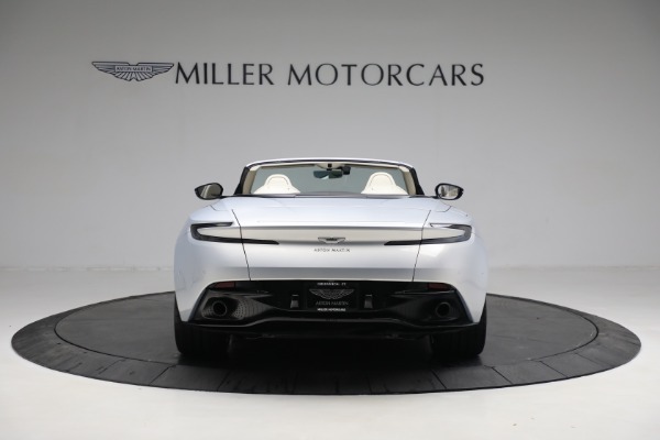 Used 2019 Aston Martin DB11 Volante for sale $145,900 at Pagani of Greenwich in Greenwich CT 06830 5