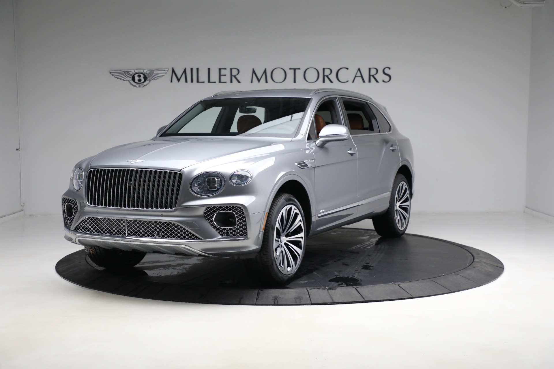New 2023 Bentley Bentayga EWB Azure V8 for sale $274,655 at Pagani of Greenwich in Greenwich CT 06830 1