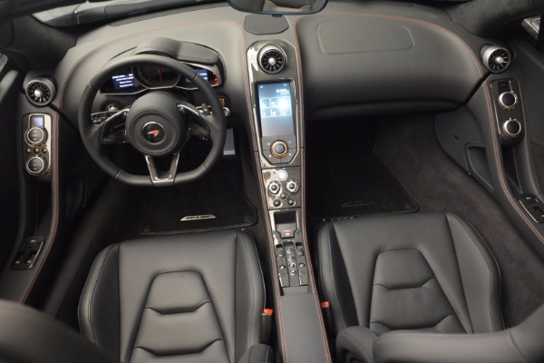 Used 2014 McLaren MP4-12C Spider for sale Sold at Pagani of Greenwich in Greenwich CT 06830 25