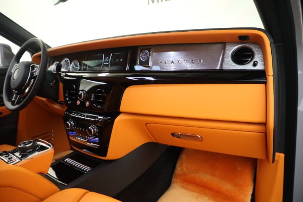 New 2023 Rolls-Royce Phantom EWB for sale Sold at Pagani of Greenwich in Greenwich CT 06830 18