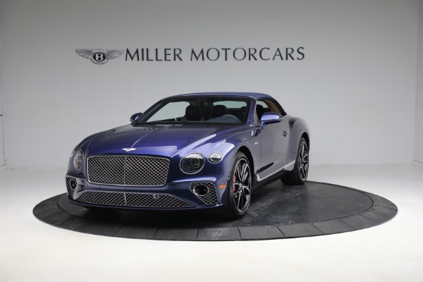 New 2023 Bentley Continental GTC Azure V8 for sale $334,475 at Pagani of Greenwich in Greenwich CT 06830 15