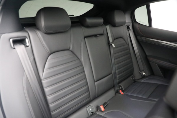 New 2023 Alfa Romeo Stelvio Estrema for sale $63,625 at Pagani of Greenwich in Greenwich CT 06830 22