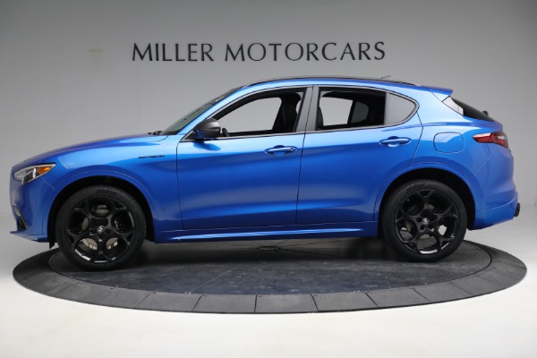 New 2023 Alfa Romeo Stelvio Estrema for sale $63,625 at Pagani of Greenwich in Greenwich CT 06830 3