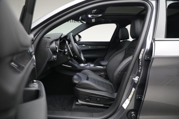 New 2023 Alfa Romeo Stelvio Quadrifoglio for sale $79,900 at Pagani of Greenwich in Greenwich CT 06830 13