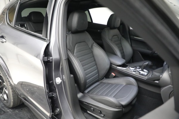 New 2023 Alfa Romeo Stelvio Quadrifoglio for sale $79,900 at Pagani of Greenwich in Greenwich CT 06830 14