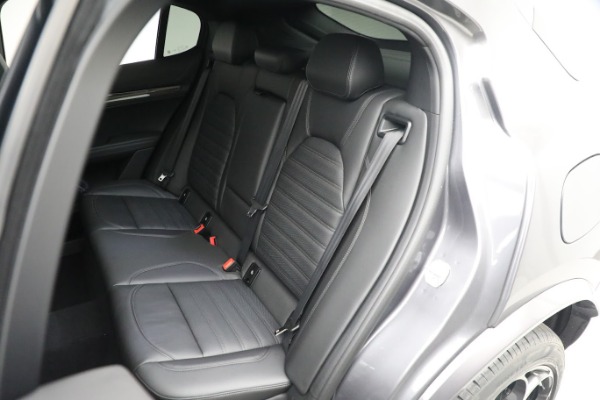New 2023 Alfa Romeo Stelvio Quadrifoglio for sale $79,900 at Pagani of Greenwich in Greenwich CT 06830 19