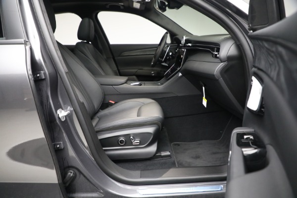 New 2023 Maserati Grecale Modena for sale $76,195 at Pagani of Greenwich in Greenwich CT 06830 17