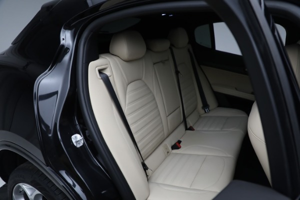 New 2023 Alfa Romeo Stelvio Ti Lusso for sale $59,275 at Pagani of Greenwich in Greenwich CT 06830 20