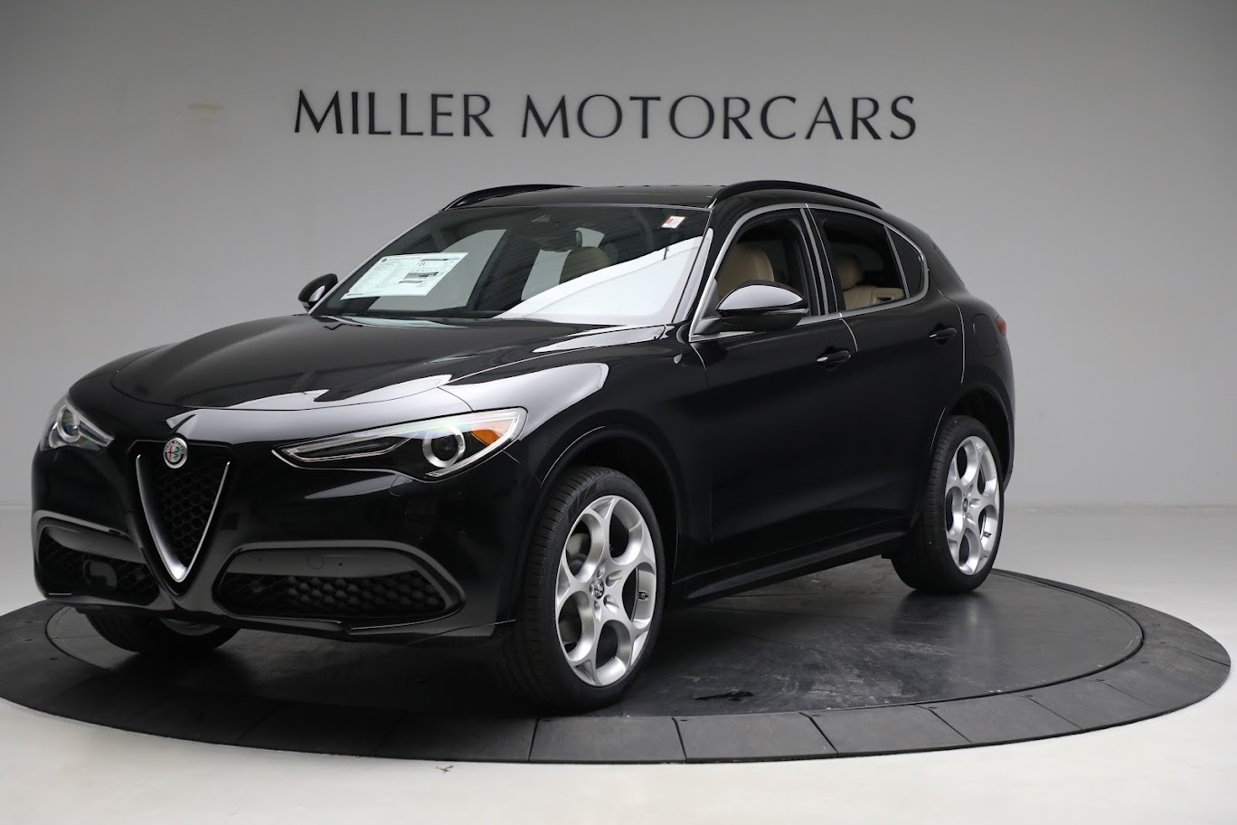 New 2023 Alfa Romeo Stelvio Ti Lusso for sale $59,275 at Pagani of Greenwich in Greenwich CT 06830 1