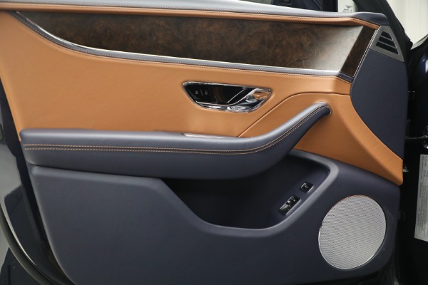 New 2023 Bentley Flying Spur V8 for sale $239,555 at Pagani of Greenwich in Greenwich CT 06830 18