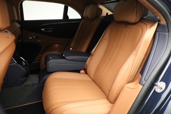 New 2023 Bentley Flying Spur V8 for sale $239,555 at Pagani of Greenwich in Greenwich CT 06830 25