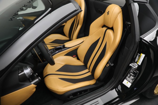 Used 2022 Ferrari 812 GTS for sale $769,900 at Pagani of Greenwich in Greenwich CT 06830 21