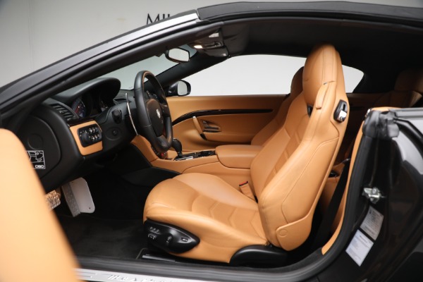 Used 2016 Maserati GranTurismo Sport for sale $75,900 at Pagani of Greenwich in Greenwich CT 06830 18