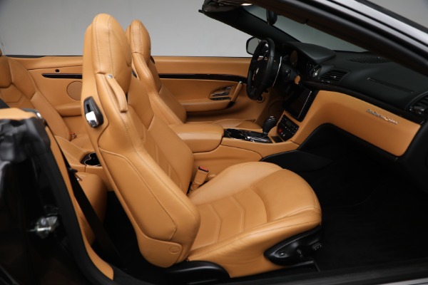 Used 2016 Maserati GranTurismo Sport for sale $75,900 at Pagani of Greenwich in Greenwich CT 06830 21