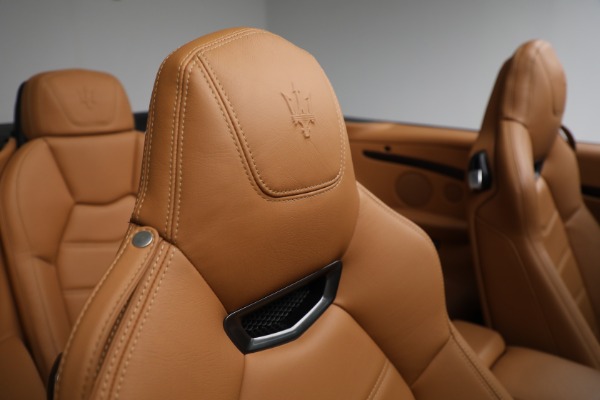 Used 2016 Maserati GranTurismo Sport for sale $75,900 at Pagani of Greenwich in Greenwich CT 06830 25