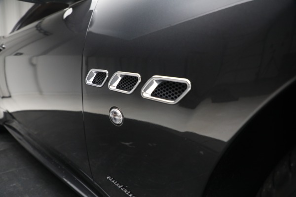Used 2016 Maserati GranTurismo Sport for sale $75,900 at Pagani of Greenwich in Greenwich CT 06830 27