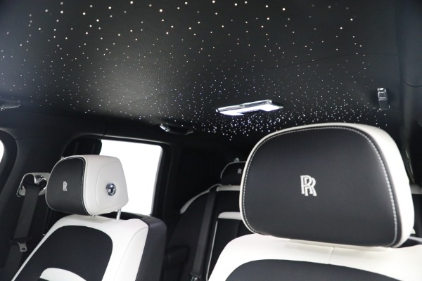 Used 2022 Rolls-Royce Black Badge Cullinan for sale $399,900 at Pagani of Greenwich in Greenwich CT 06830 18